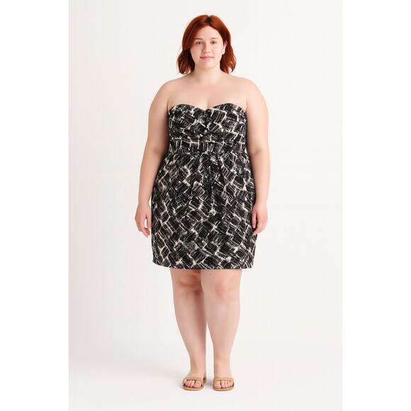 BCBGMaxAzria Max & Cleo Strapless Abstract Print Cocktail Dress Size 12 NWT - Picture 1 of 7